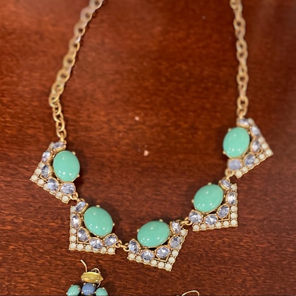 Stella & Dot bracelet, earrings and necklace - Picture 4 of 12